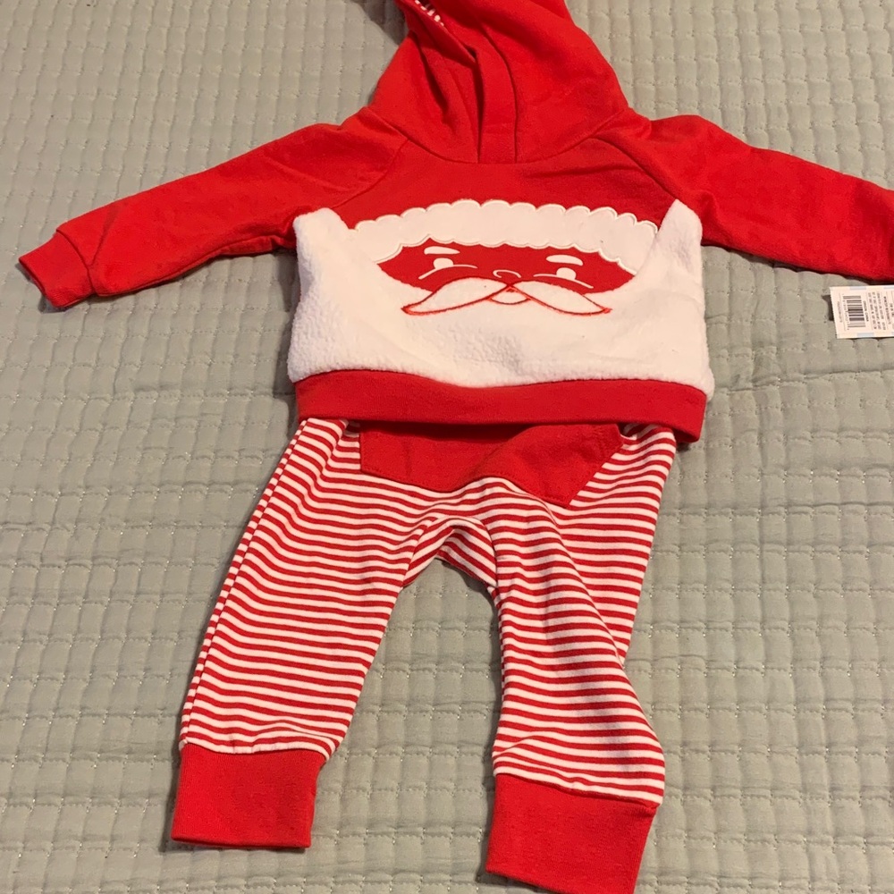 Cat & Jack Santa Baby 2-Pc Outfit Size 6-9 Mo NEW Striped pants & Santa hoodie